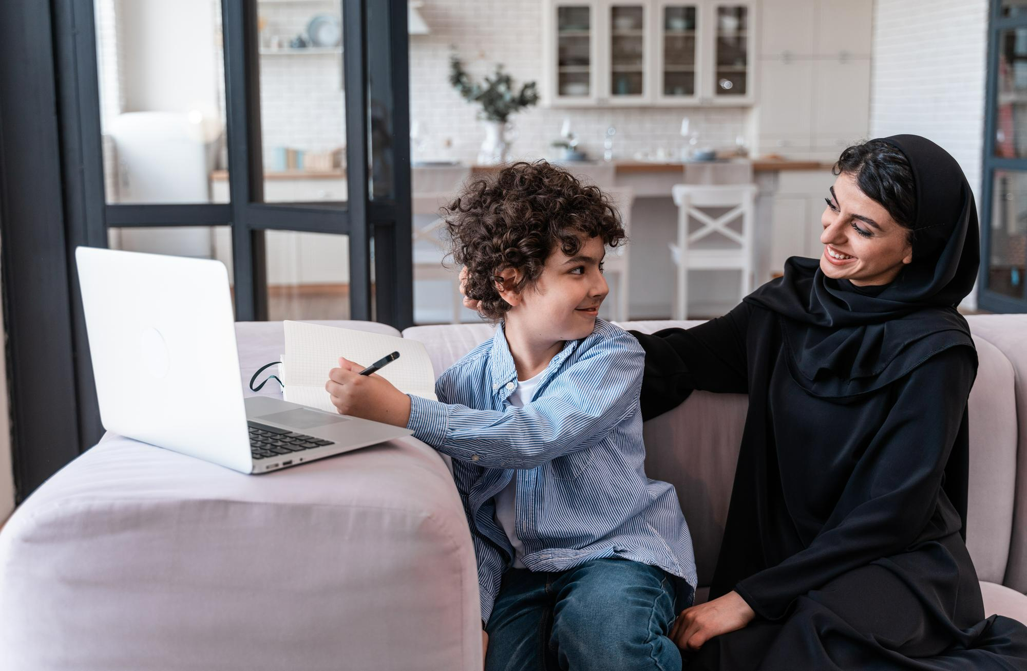 common mistakes made during Arabic lessons online and how to fix them, especially when teaching Arabic language to kids.